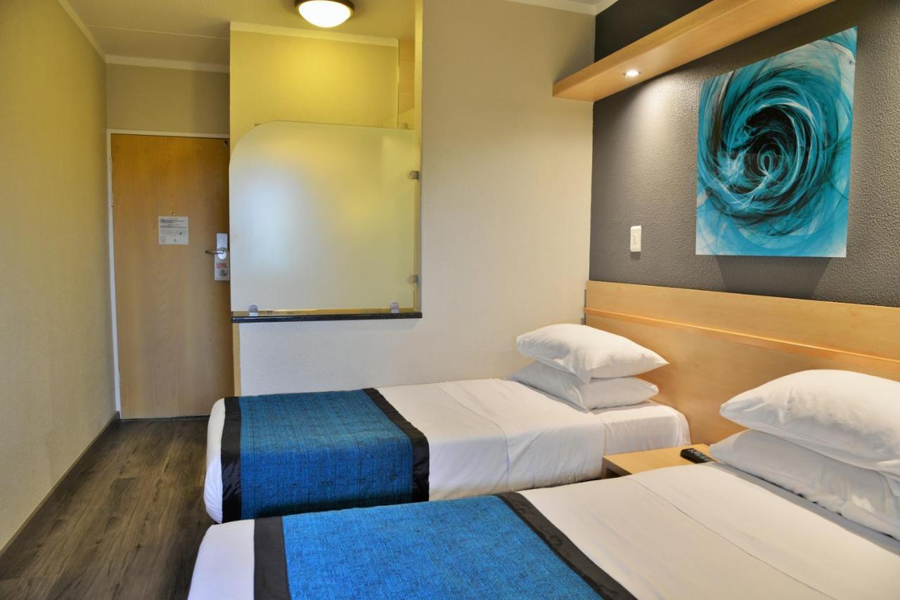 Road Lodge Randburg ヨハネスブルグ エクステリア 写真