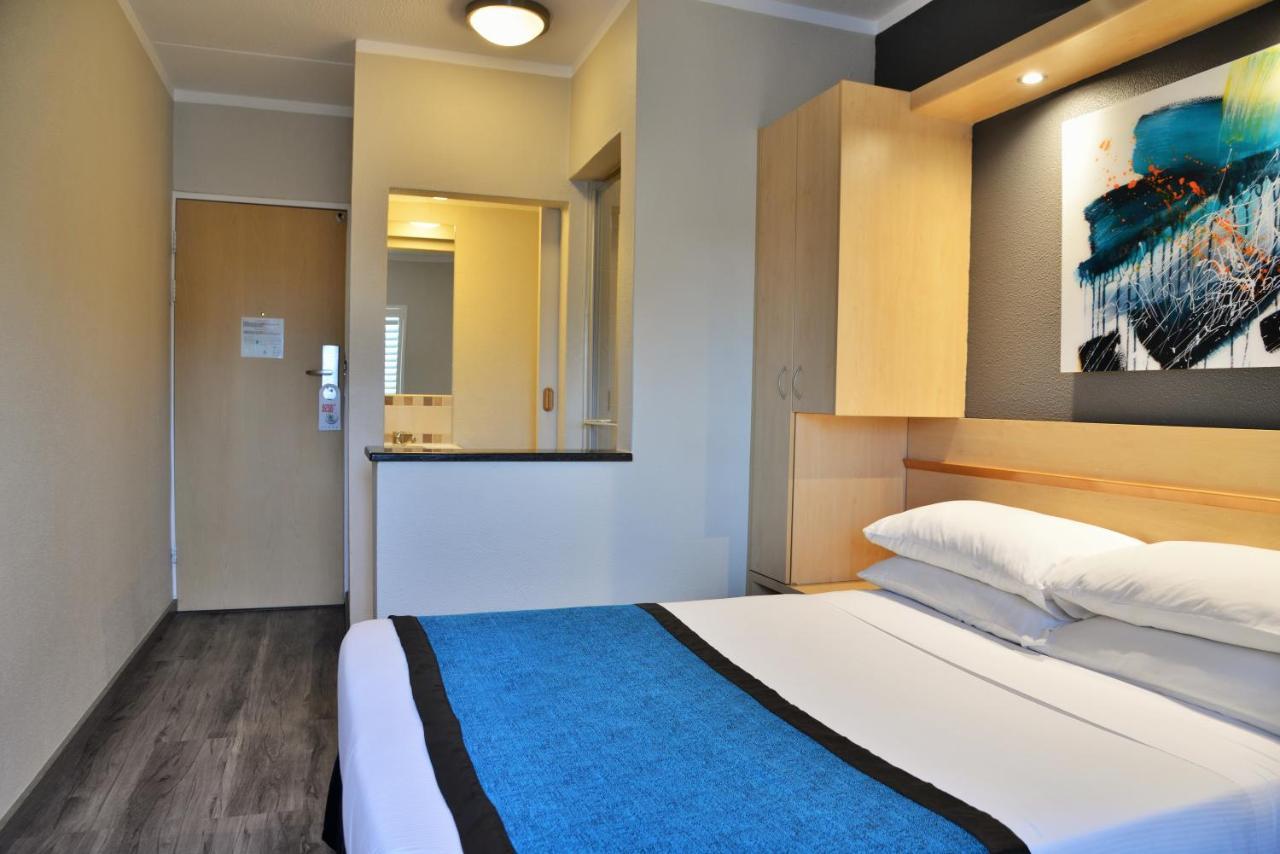 Road Lodge Randburg ヨハネスブルグ エクステリア 写真