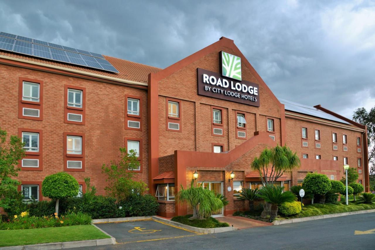 Road Lodge Randburg ヨハネスブルグ エクステリア 写真